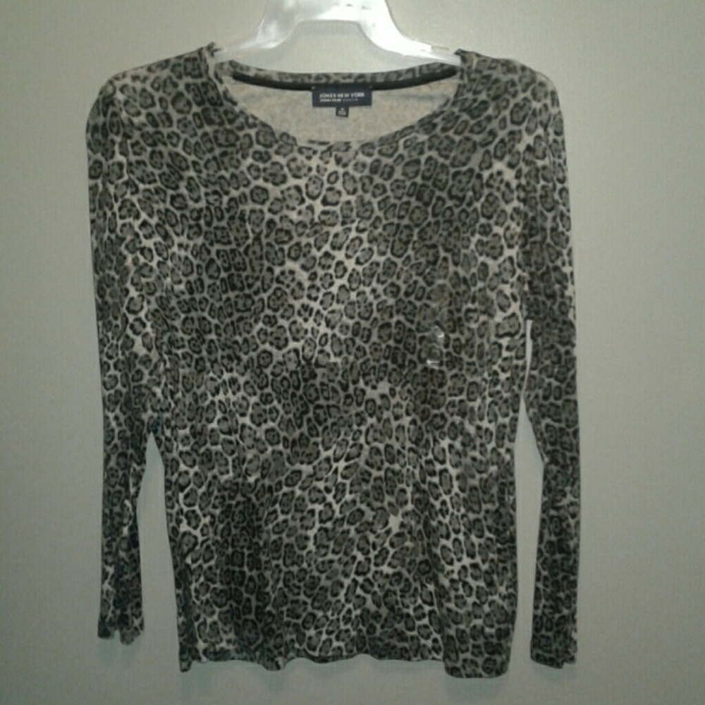 Long Sleeve -Gray Leapord Print